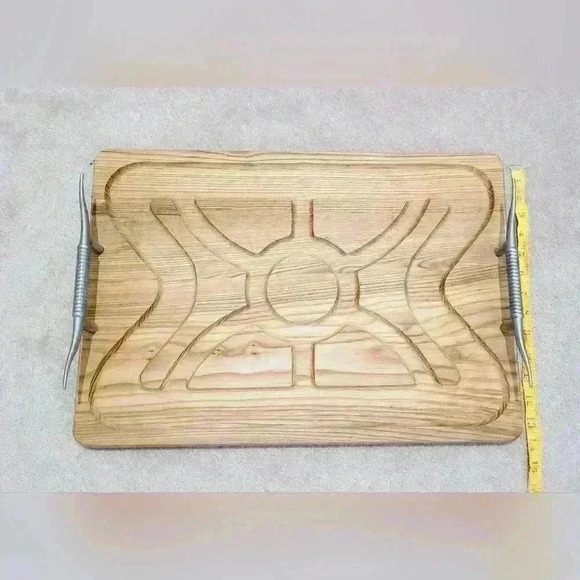 vintage wood serving tray metal longhorn handles very solid excellent condition - Picture 7 of 9